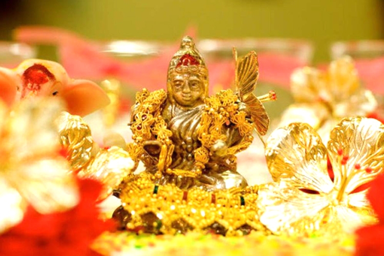 அள்ளித் தரும் அட்சய திரிதி!